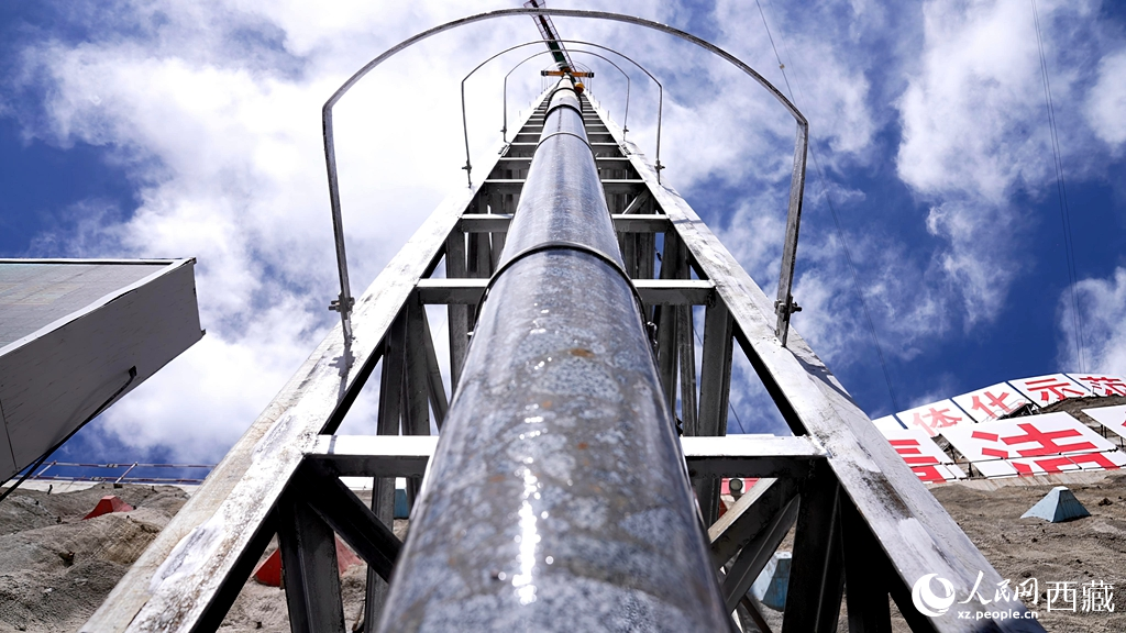 我國在建海拔最高雙曲拱壩電站取出世界最長“芯”