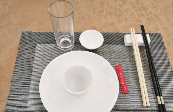 西藏山南市積極推動文明餐桌理念深入人心