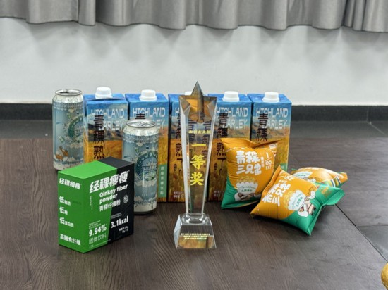 部分青稞產(chǎn)品。羅雨欣攝